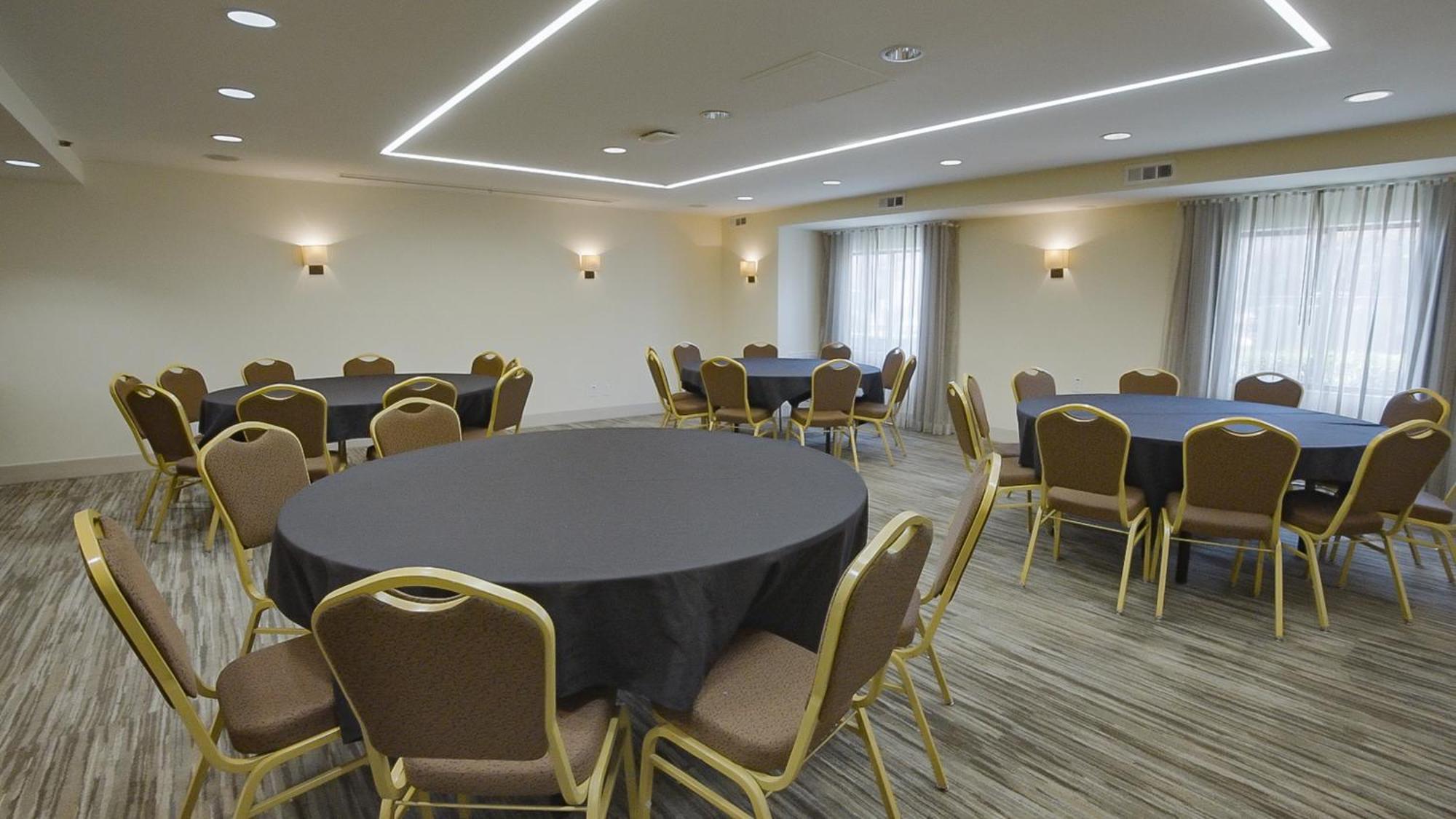 Holiday Inn Irving Las Colinas By Ihg Esterno foto