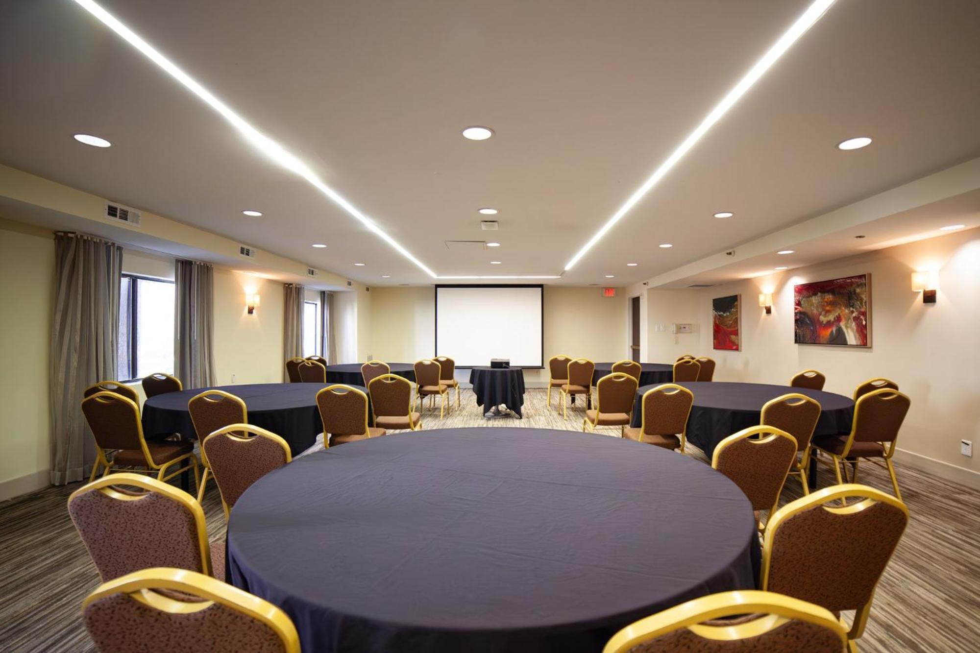 Holiday Inn Irving Las Colinas By Ihg Esterno foto
