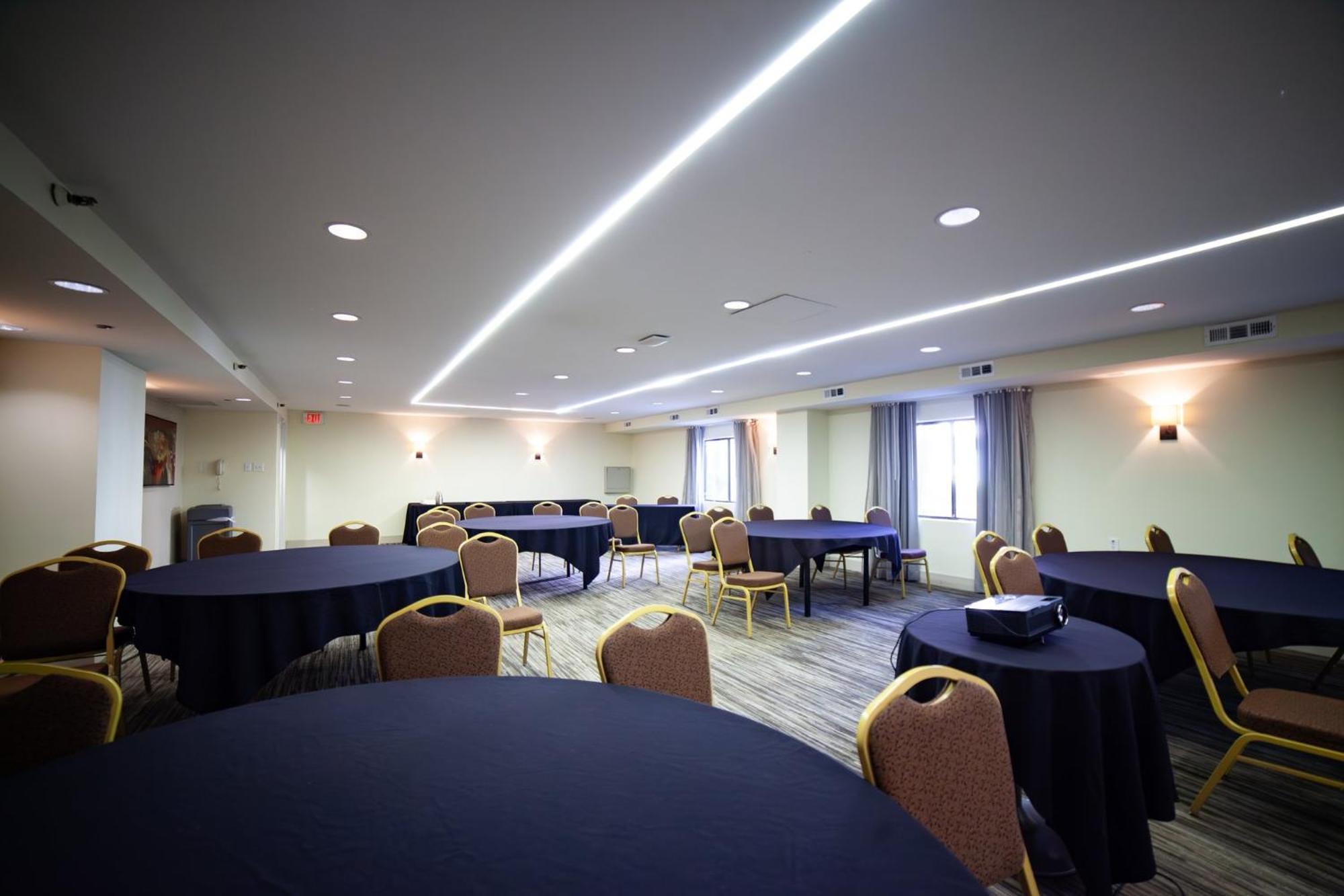 Holiday Inn Irving Las Colinas By Ihg Esterno foto